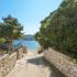 Apartmants Juretic, Trogir, Ciovo,50 m from the beach on photo, privatni smeštaj u mestu Čiovo, Hrvatska - Put za plažu udaljenu 50 m